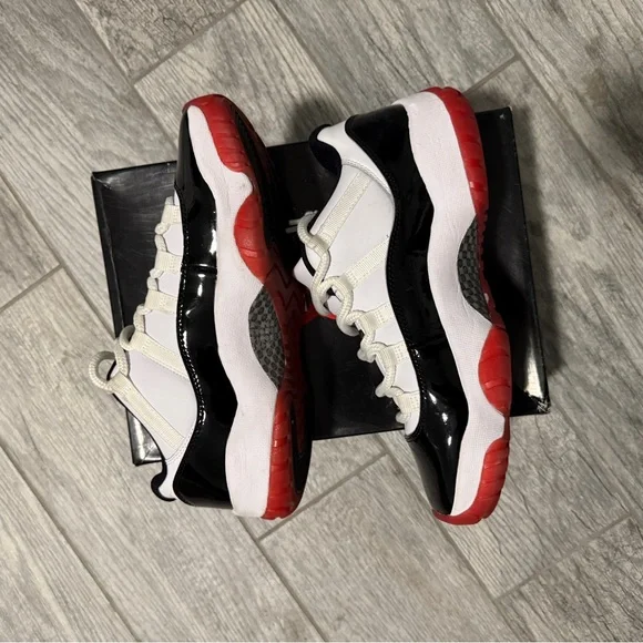 Jordan Black and White Sneakers with Red Accents - Picture 3 of 4